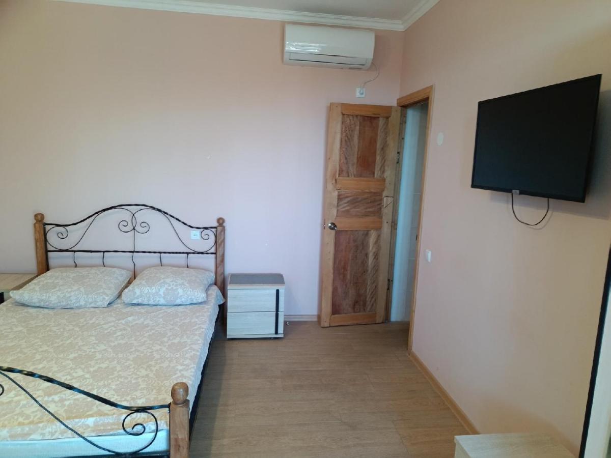 New Athos Inzhir Guest House المظهر الخارجي الصورة